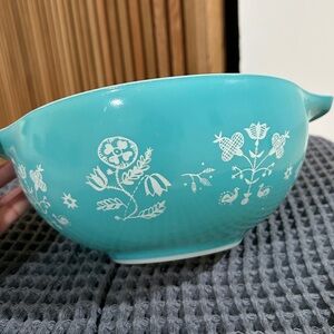 RARE Vintage 1958 Promo Pyrex Turquoise Embroidery Needlepoint 443 Bowl